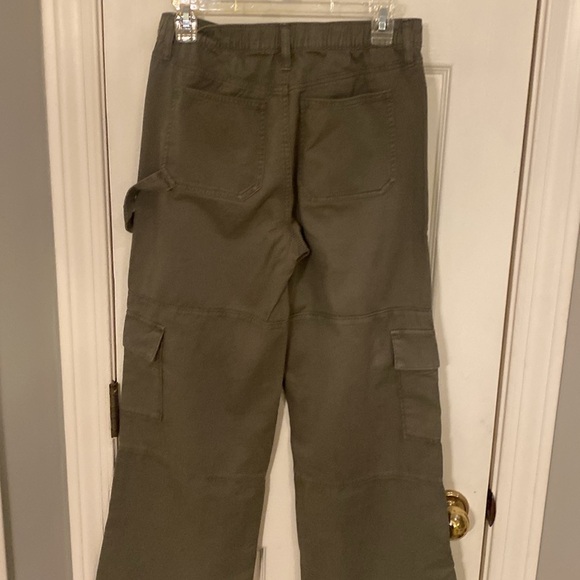 NWOT SO army green cargo high rise pants - Picture 3 of 5